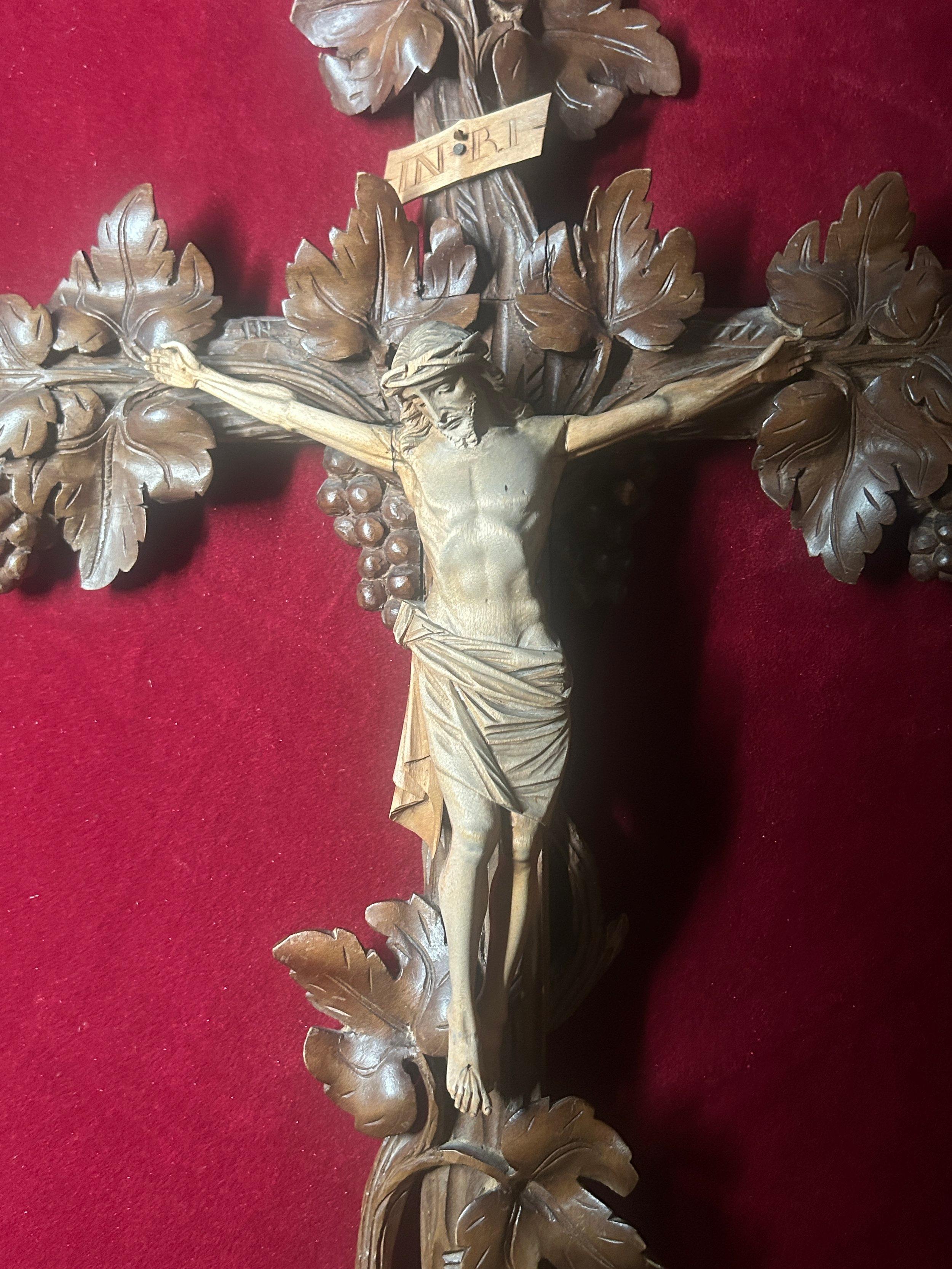 Swiss 19th Century Antique Black Forest Carved Crucifix with Corpus Christi & Vines For Sale