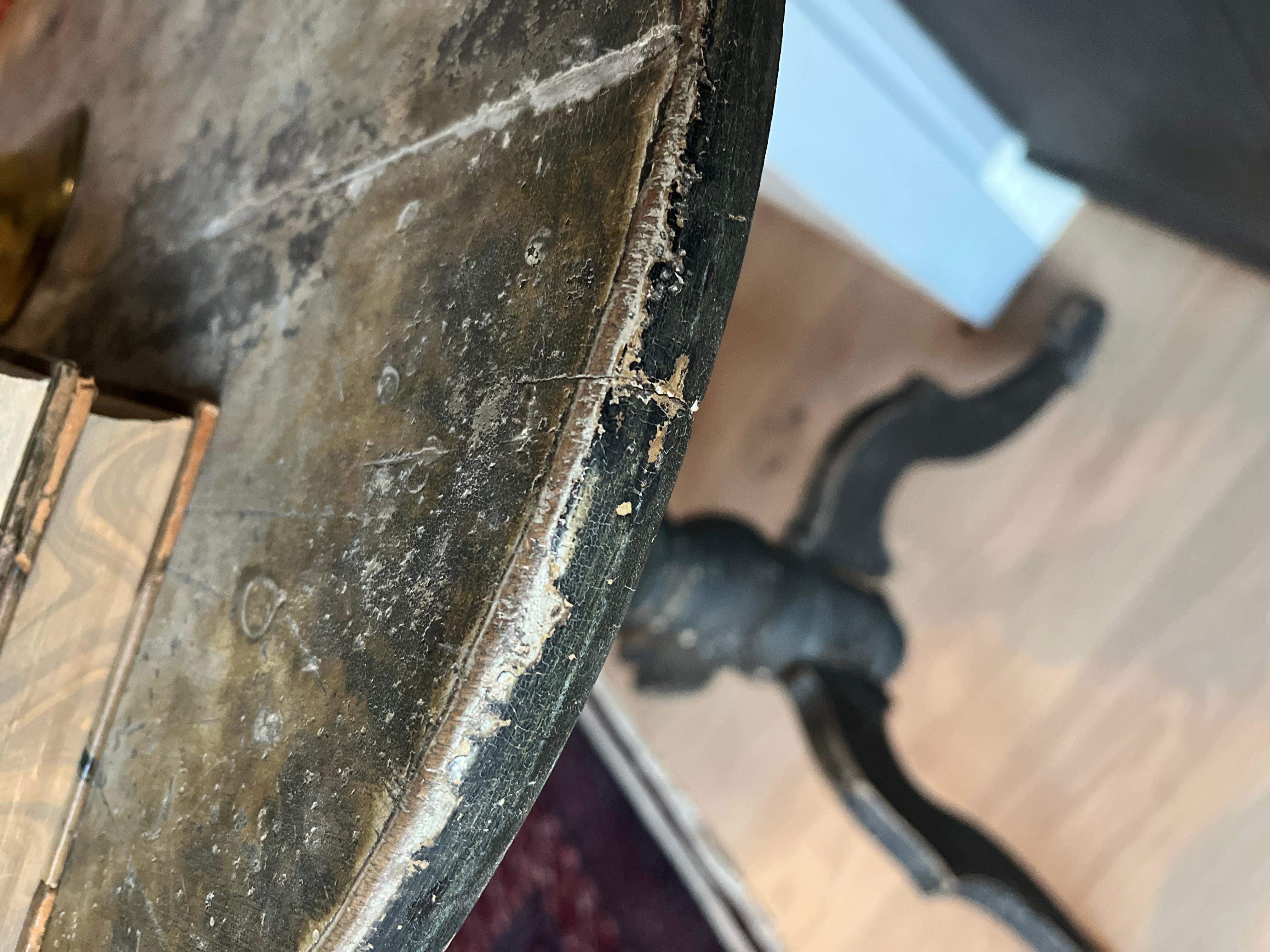 19th century Antique Black Pedestal Table For Sale 1