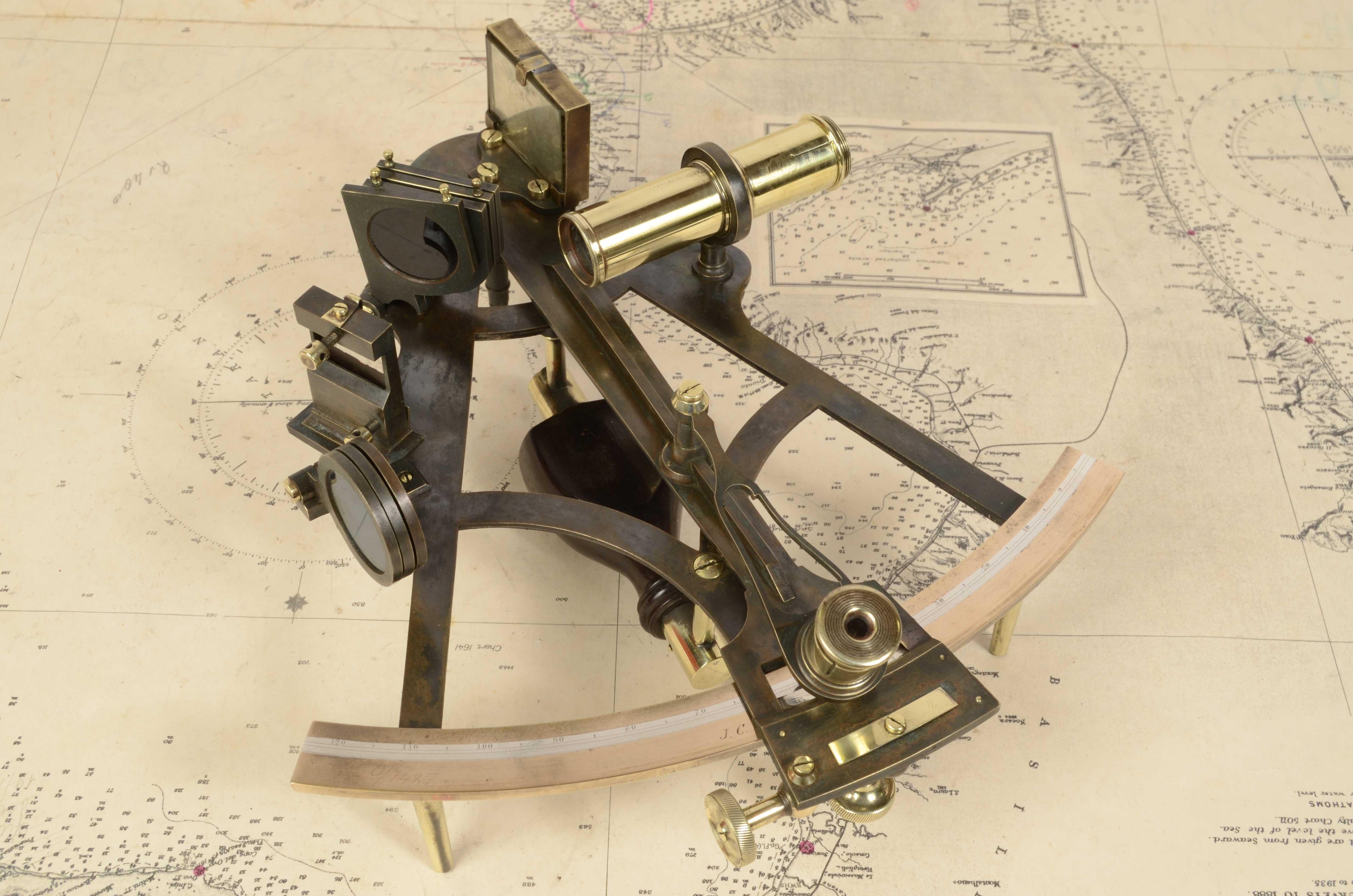 19th Century Antique Brass Sextant Signed J.C. Krohn Bergen Maritime Navigation In Good Condition In Milan, IT