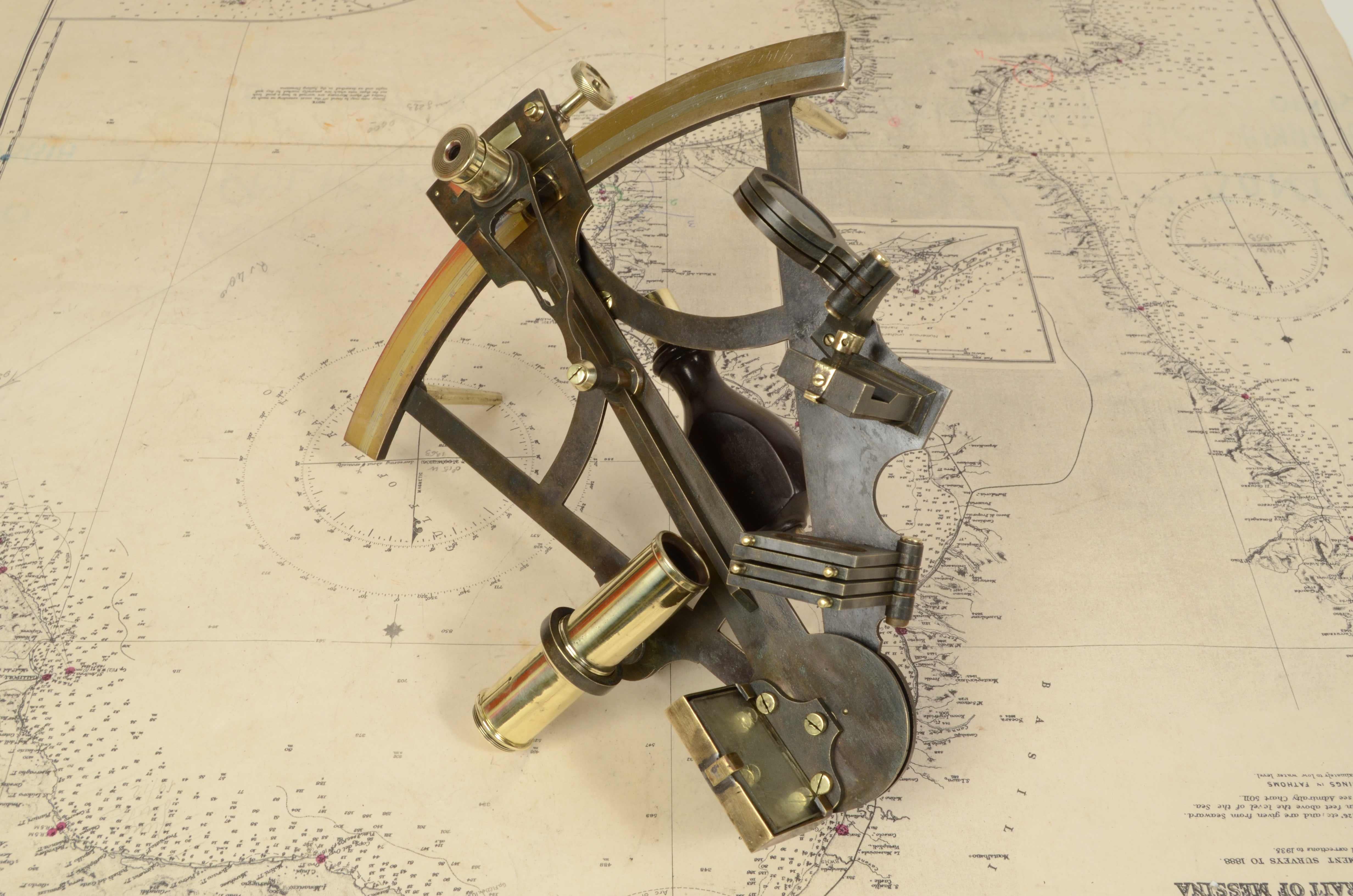 Sextant en laiton ancien du 19ème siècle signé J.C. Navigation maritime Krohn Bergen Maritime 1