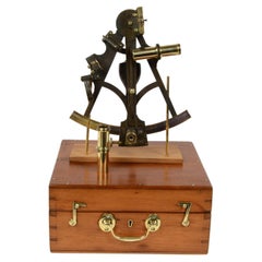 Antiker Sextant aus Messing, signiert J.C., 19. Jahrhundert Krohn Bergen maritime Navigation