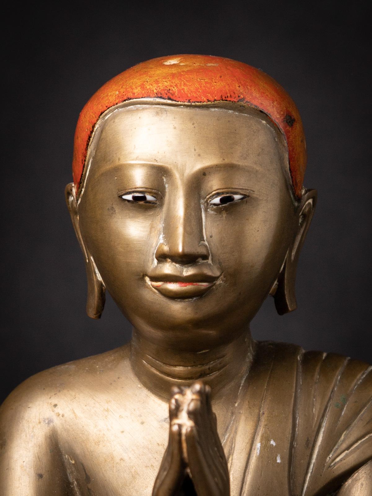 Antike burmesische Monk-Statue aus Bronze des 19. Jahrhunderts in Namaskara Mudra im Angebot 1