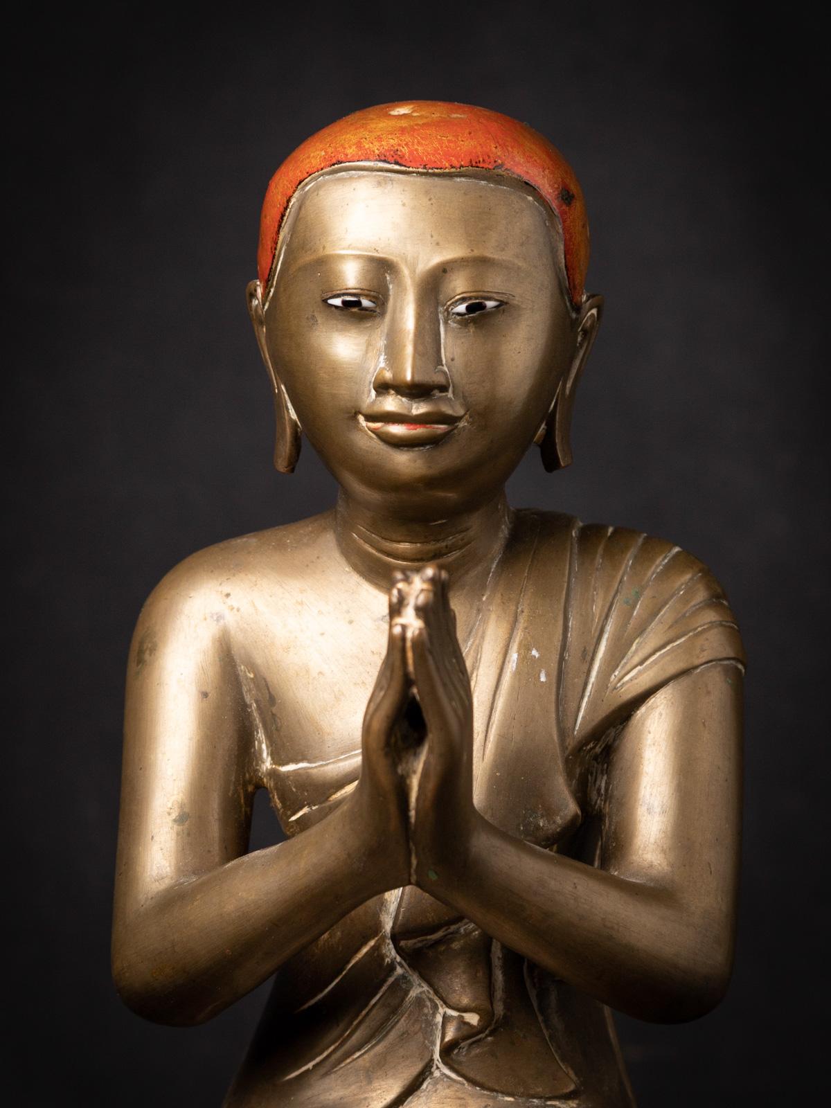 Antike burmesische Monk-Statue aus Bronze des 19. Jahrhunderts in Namaskara Mudra im Angebot 2