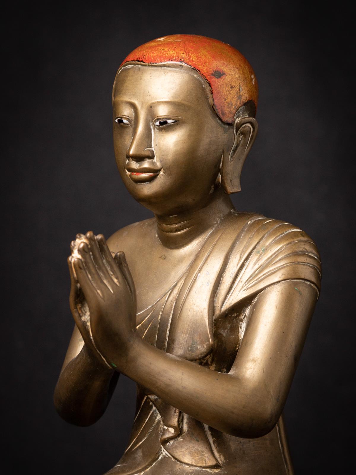 Antike burmesische Monk-Statue aus Bronze des 19. Jahrhunderts in Namaskara Mudra im Angebot 3