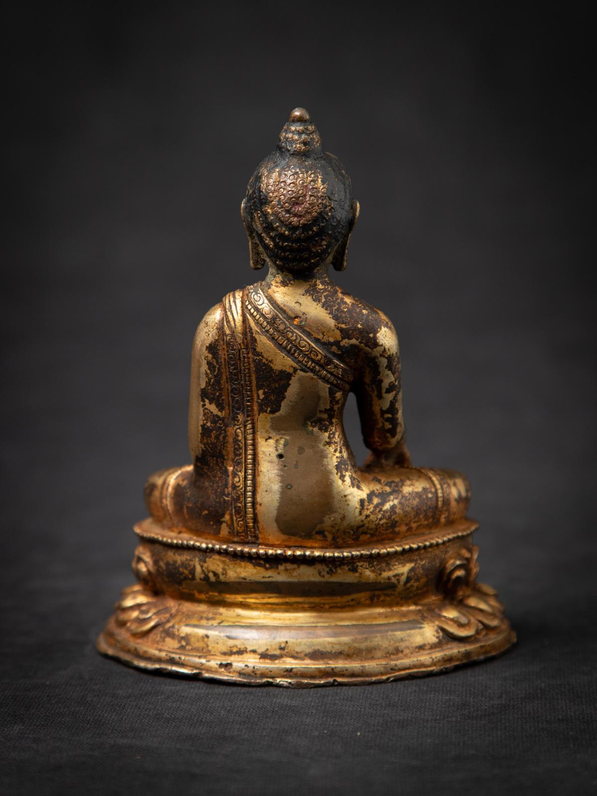 19th century Antique bronze Nepali Buddha statue from Nepal For Sale 3