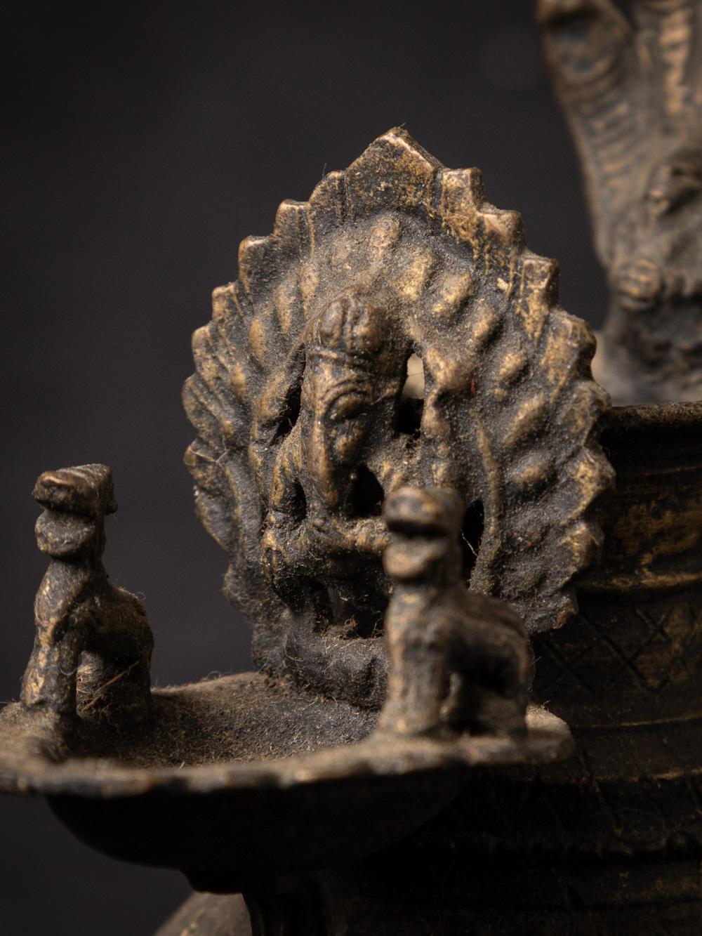 19th century antique bronze Nepali Oil lamp (Sukunda) with Ganesh statue 1