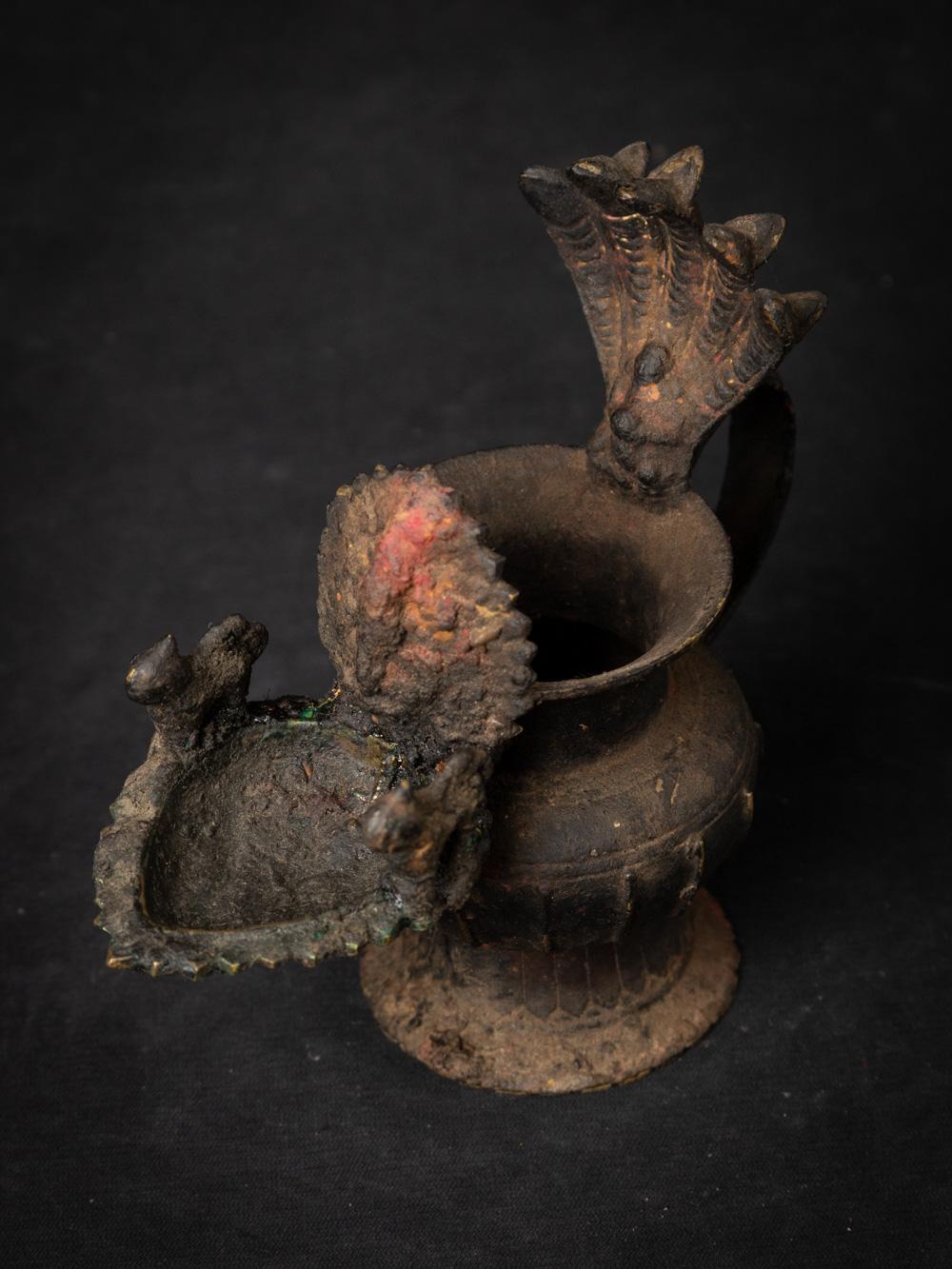 19th century antique bronze Nepali Oil lamp (Sukunda) with Ganesha figure 2