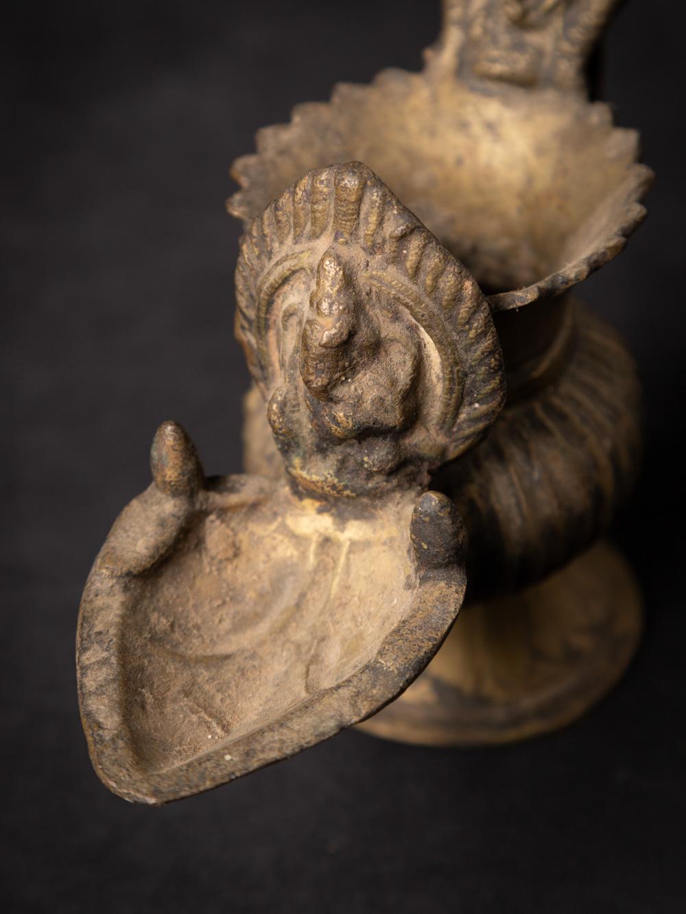 Lampe à huile népalaise en bronze du 19ème siècle avec figure de Ganesha - OriginalBuddhas 5