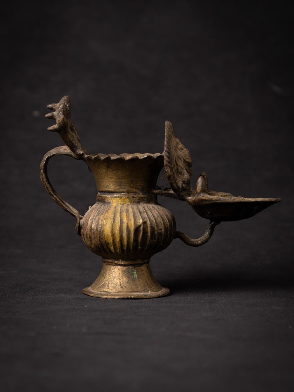 Lampe à huile népalaise en bronze du 19ème siècle avec figure de Ganesha - OriginalBuddhas Bon état à DEVENTER, NL