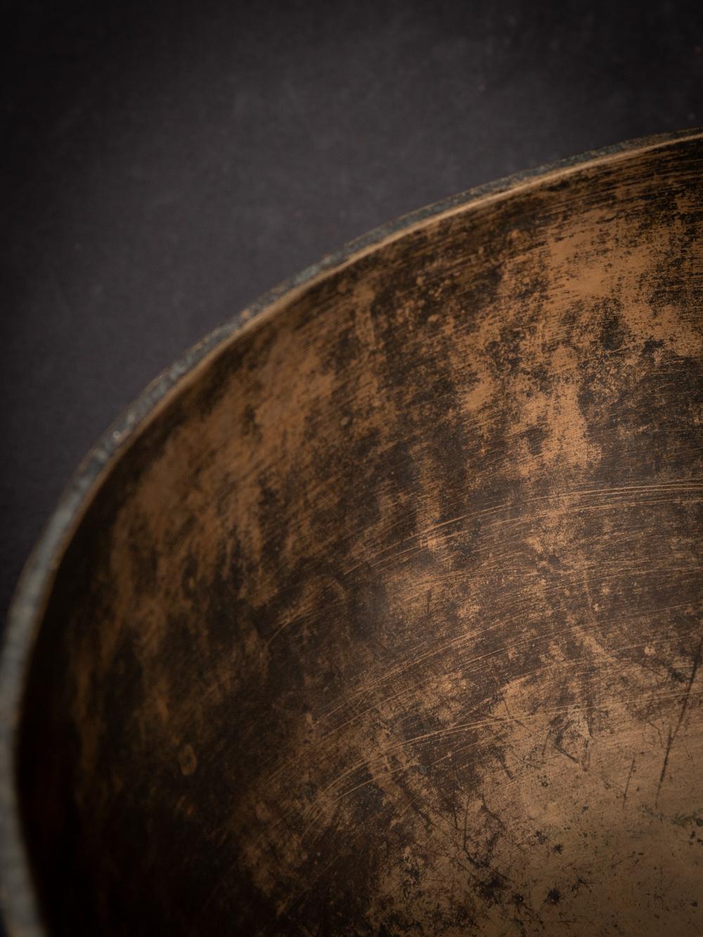 19th Century 19th century Antique bronze Nepali Singing Bowl - OriginalBuddhas