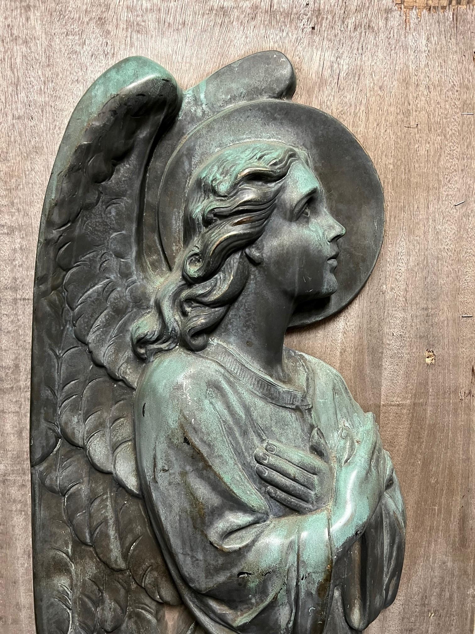 Américain Arms d'anges priant croisés en bronze ancien du 19ème siècle en vente