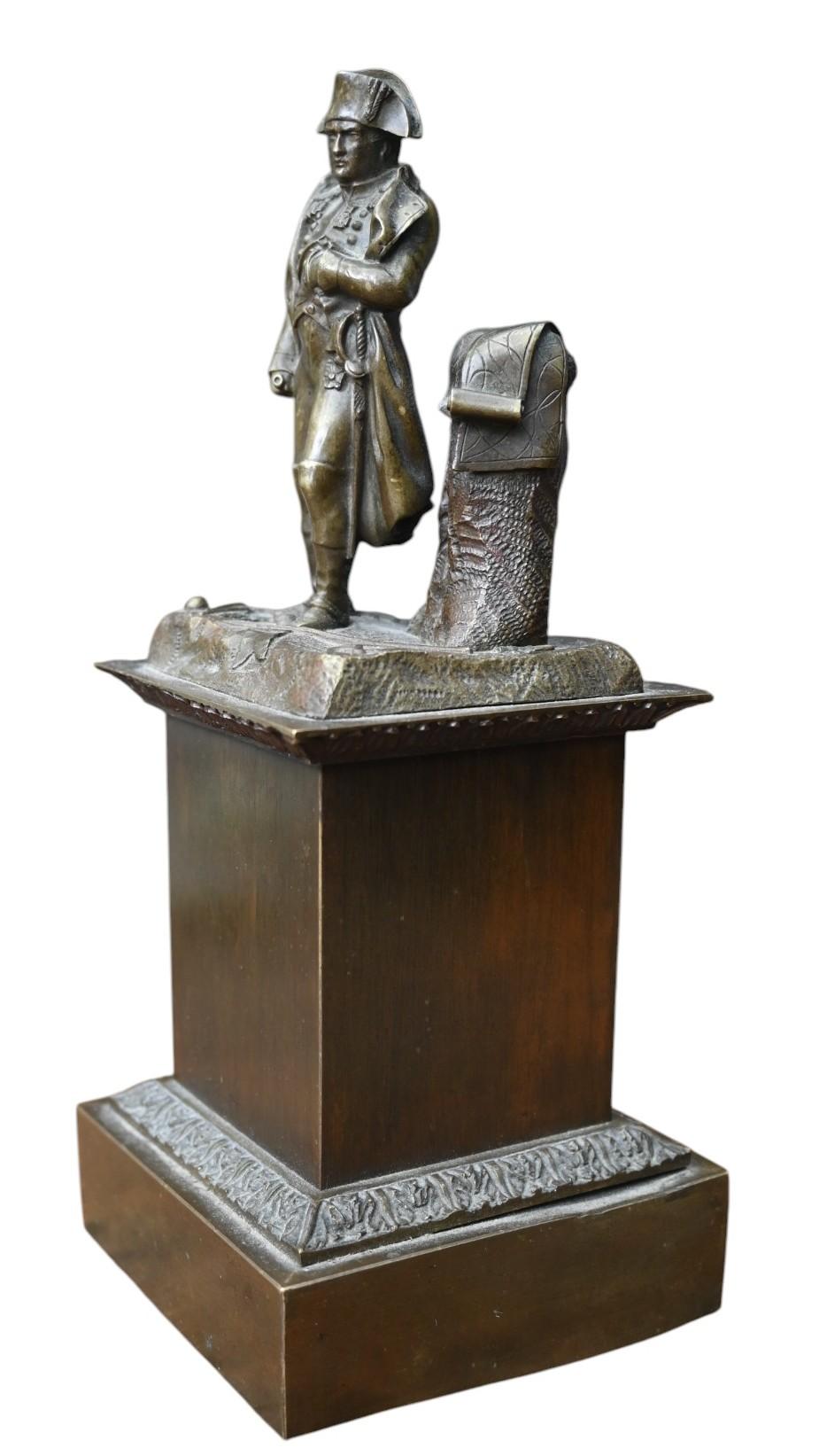 Stile impero Statua in bronzo antico di Napoleone Bonaparte del XIX secolo in vendita