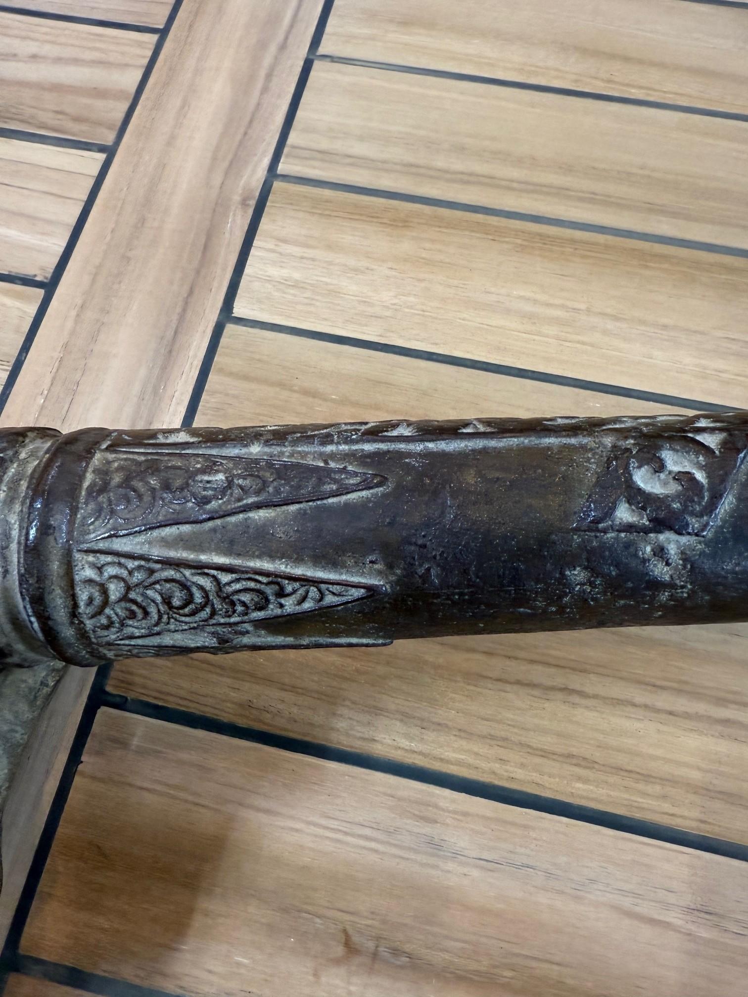 Canon de Lantaka malais pivotant en bronze ancien du 19e siècle avec monture à étrier Bon état - En vente à Stamford, CT