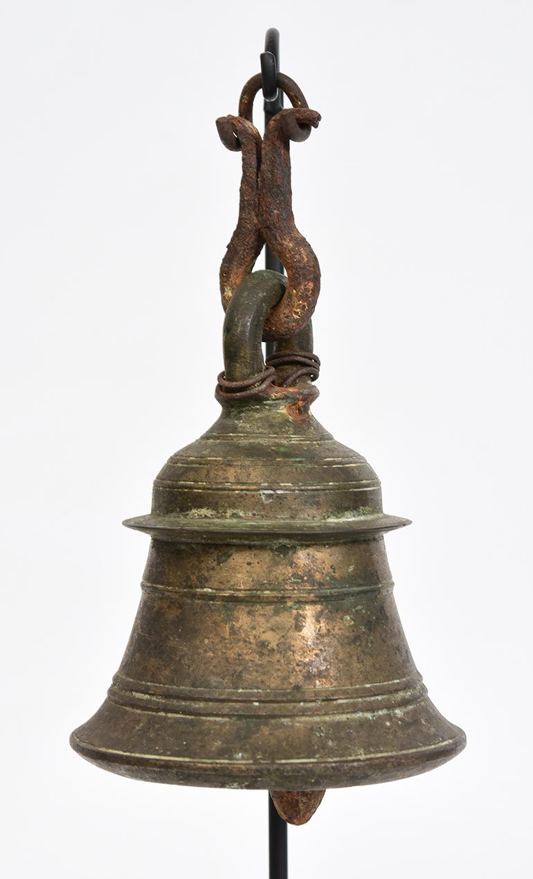 19th Century, Antique Burmese Bronze Bell with Stand For Sale 4