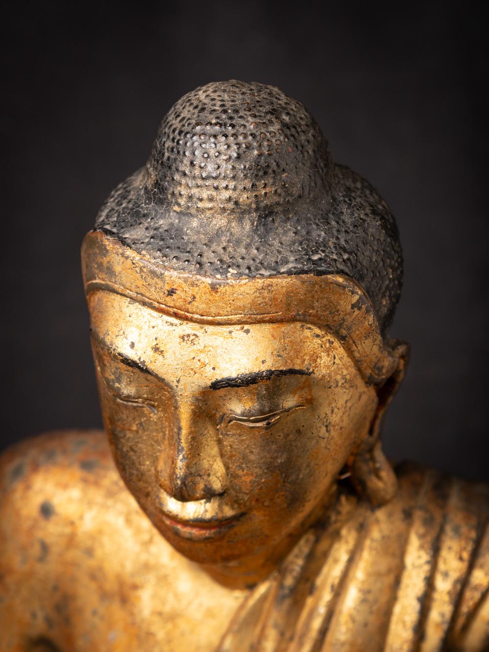 19th century Antique Burmese bronze Mandalay Buddha statue from Burma For Sale 5