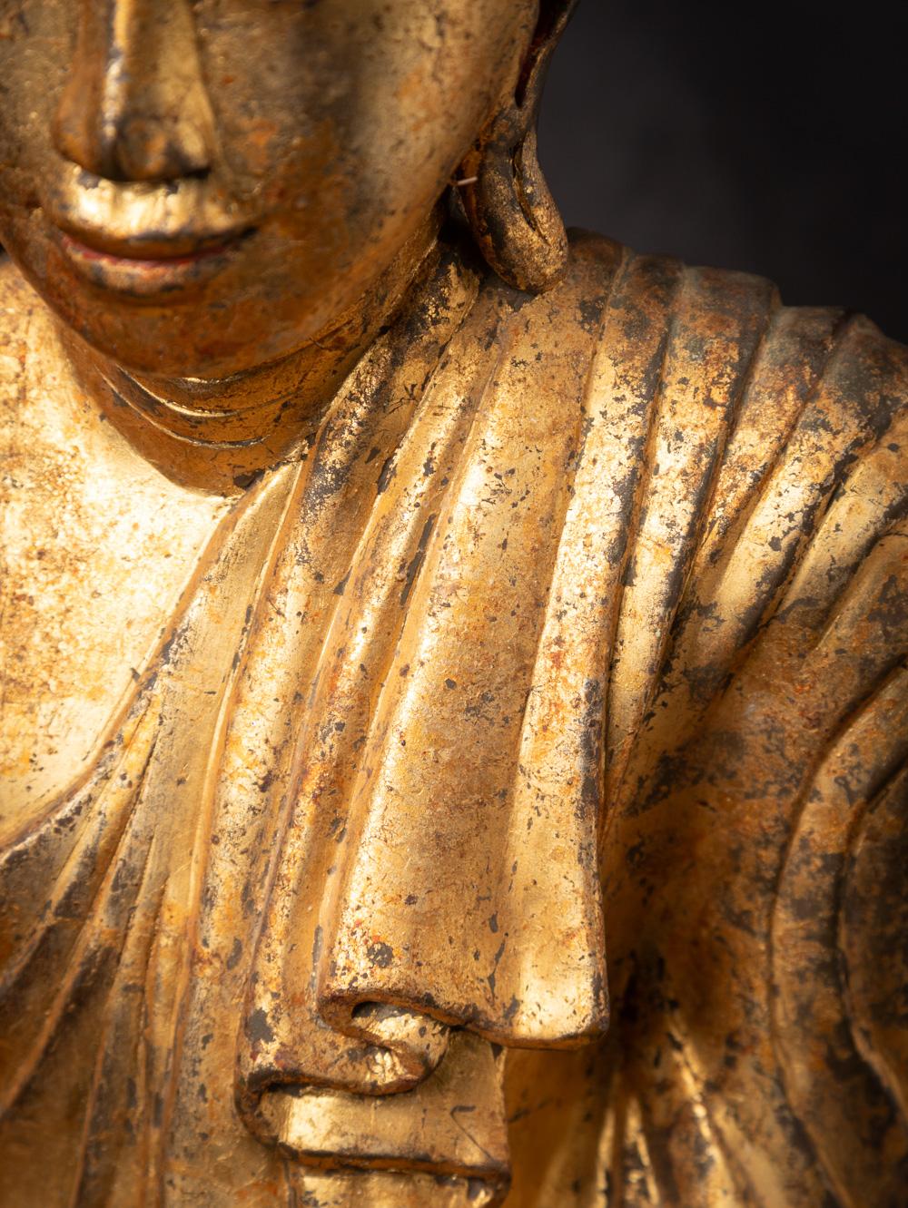 19th century Antique Burmese bronze Mandalay Buddha statue from Burma For Sale 8