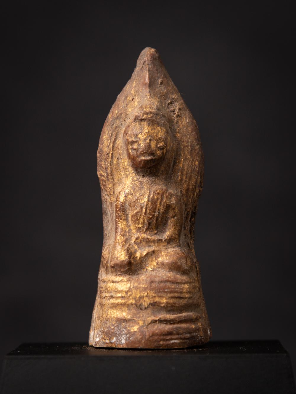 19th century Antique Burmese Buddha amulet from Burma For Sale 2