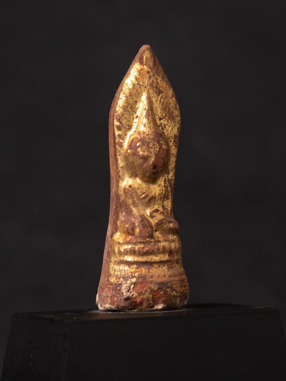 19th century Antique Burmese Buddha amulet from Burma For Sale 4