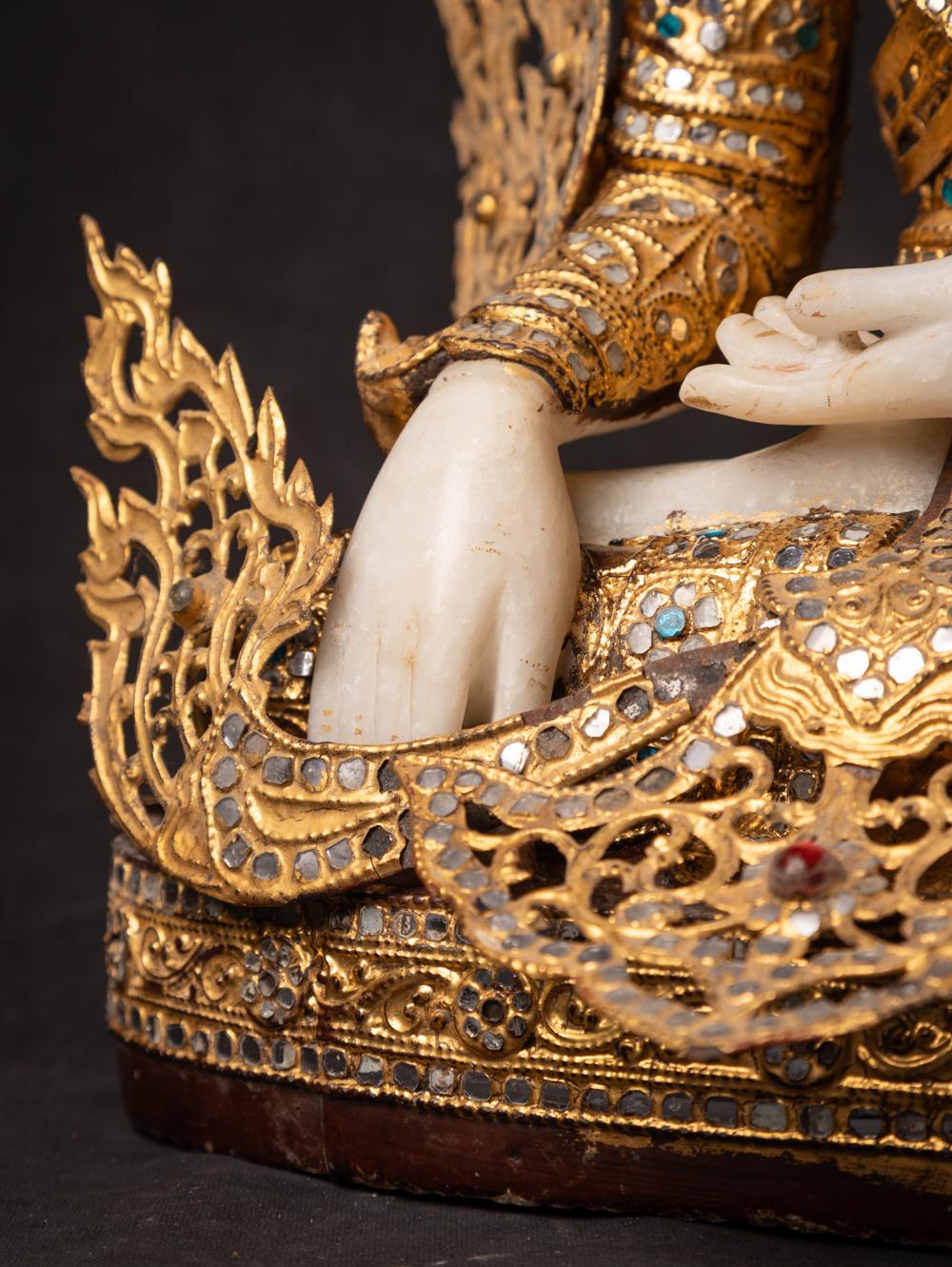 19th century Antique Burmese crowned Buddha statue in Bhumisparsha Mudra In Good Condition In DEVENTER, NL