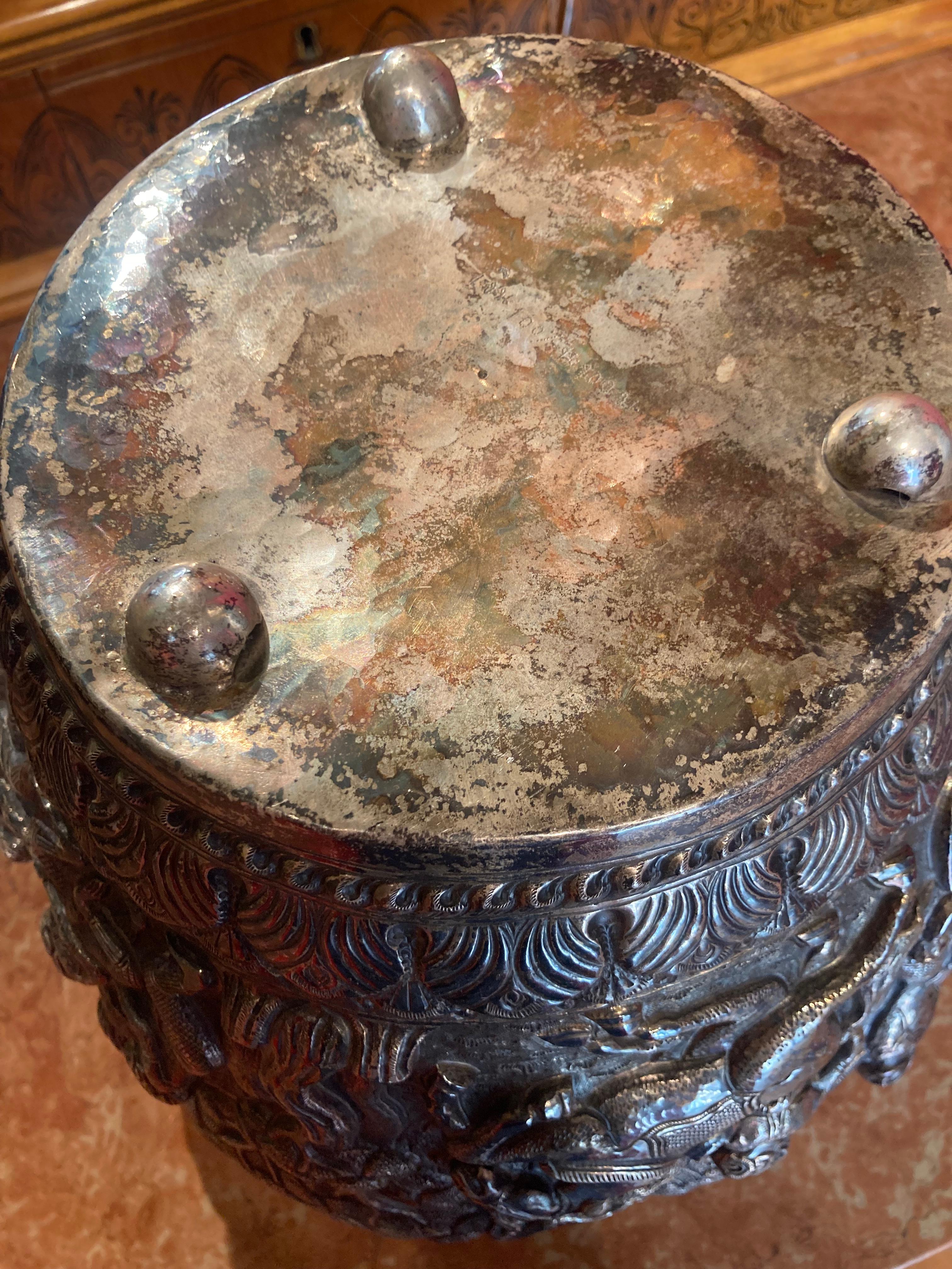 19th Century Antique Burmese Solid Silver Silver Hand Crafted Thabeik Bowl For Sale 12