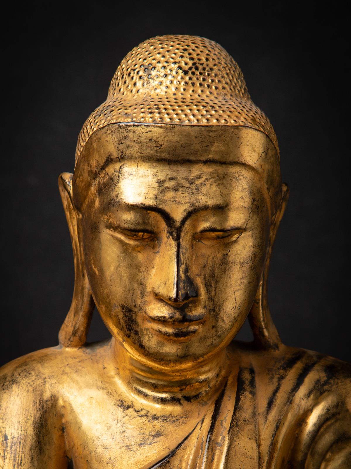 Antike burmesische Mandalay-Buddha-Statue aus Holz aus dem 19. Jahrhundert aus Burma im Angebot 10
