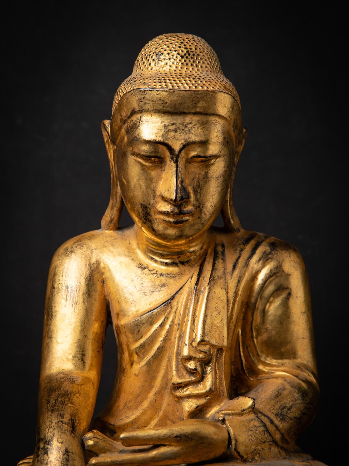 Antike burmesische Mandalay-Buddha-Statue aus Holz aus dem 19. Jahrhundert aus Burma im Angebot 11