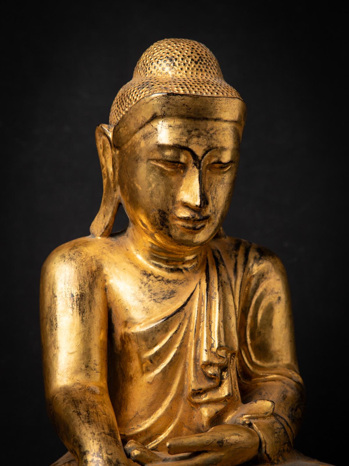Antike burmesische Mandalay-Buddha-Statue aus Holz aus dem 19. Jahrhundert aus Burma im Angebot 12