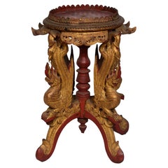 XIXe siècle, ancien support d'offrande Naga en bois birman