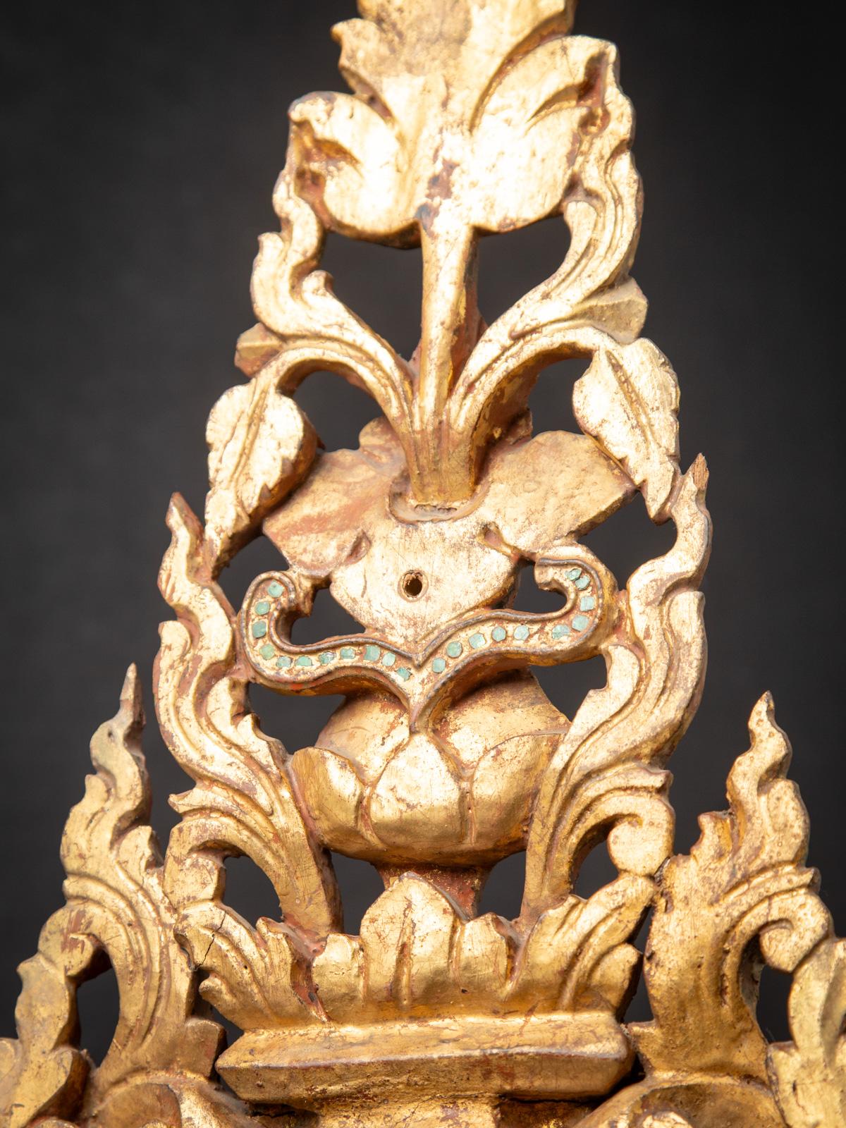 Panneau de temple birman ancien du 19ème siècle en bois de Birmanie en vente 6