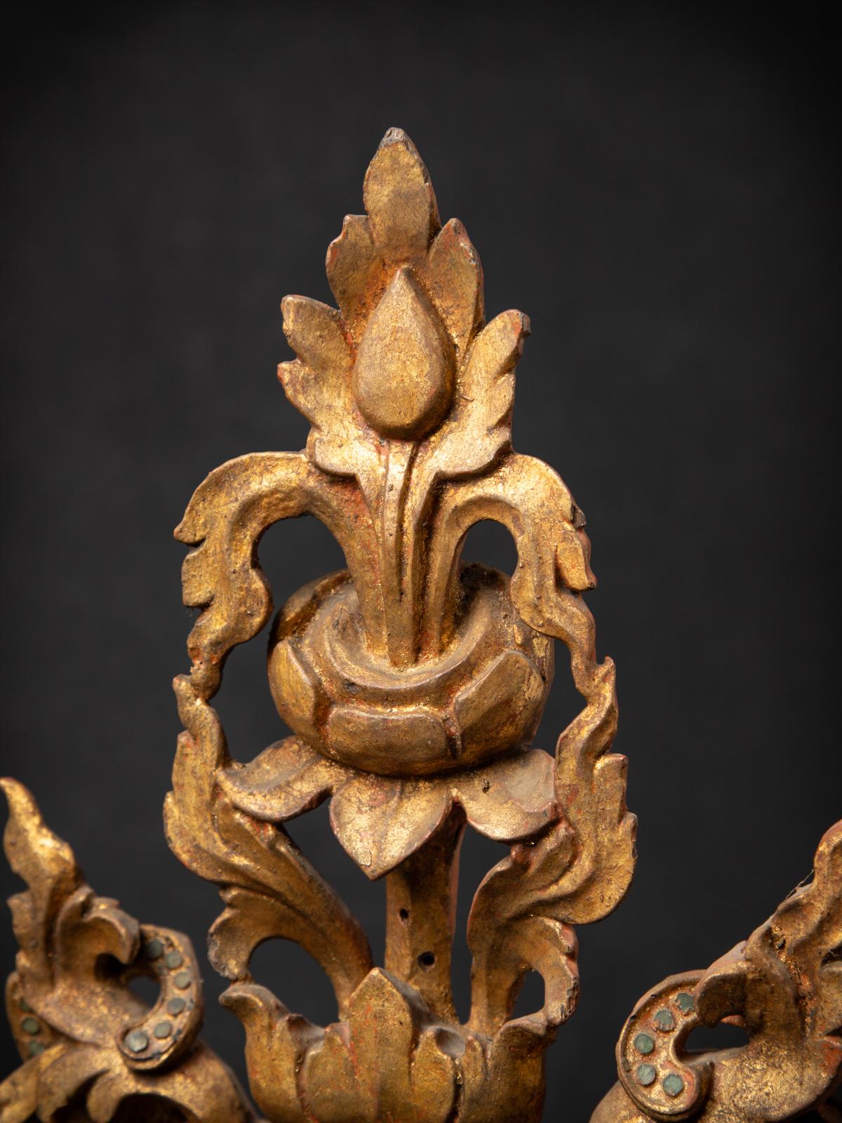 Antiguo panel de madera birmano del siglo XIX procedente de Birmania 6