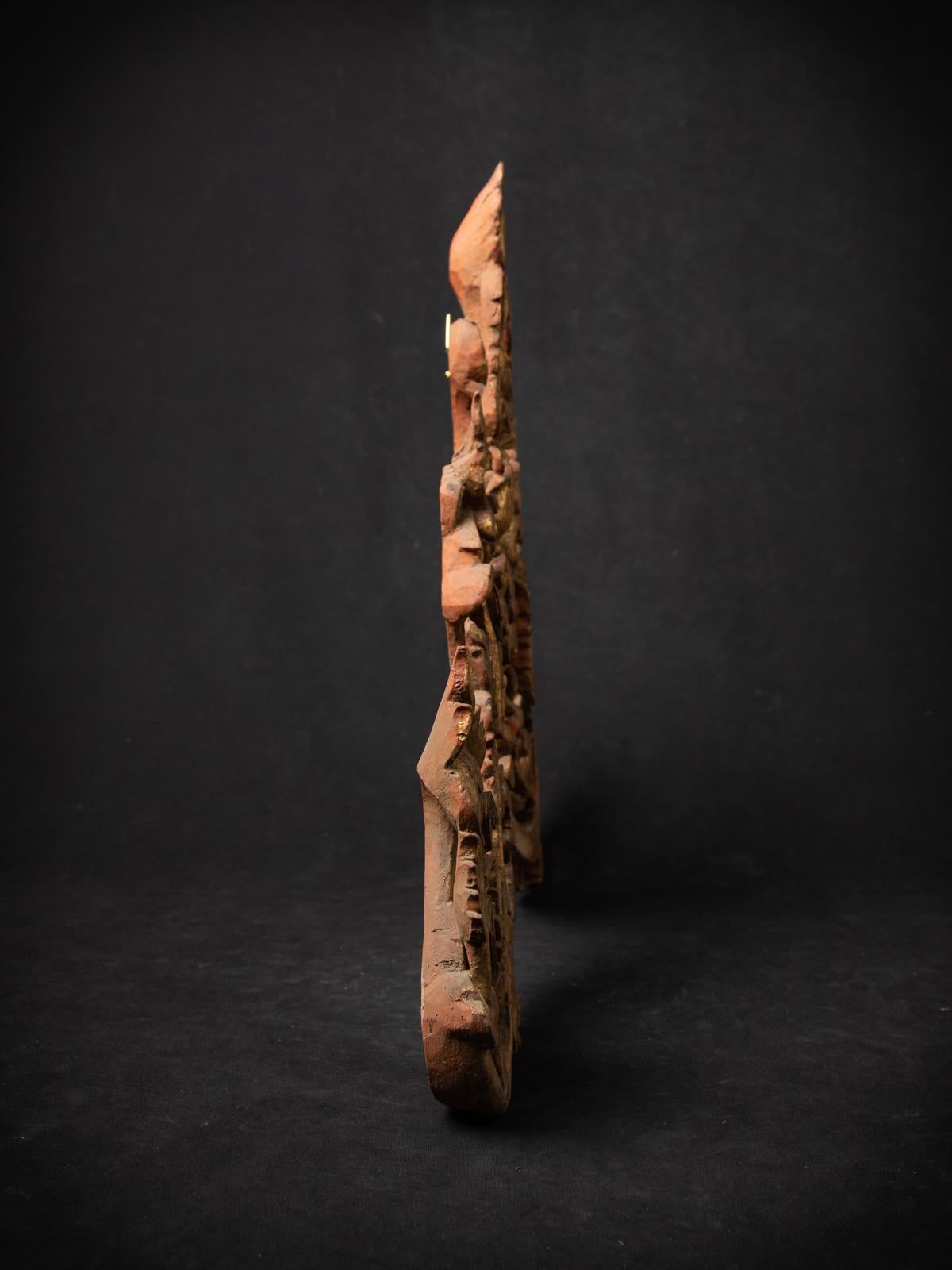 Antiguo panel de madera birmano del siglo XIX procedente de Birmania 8