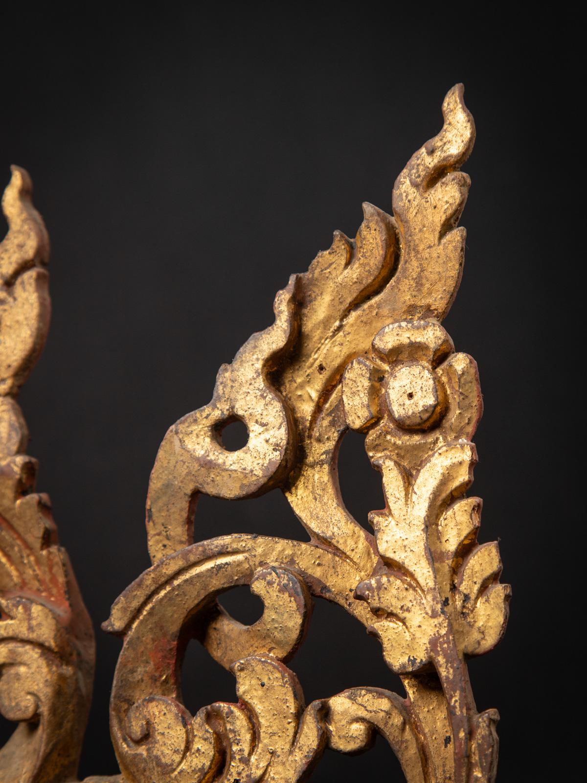 Panneau de temple birman ancien du 19ème siècle en bois de Birmanie en vente 10