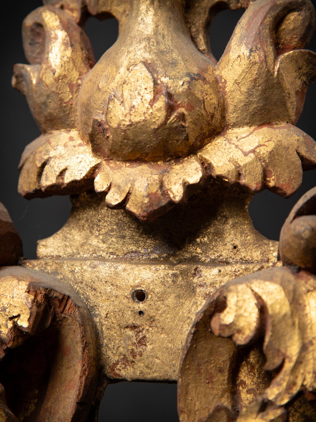 Antico pannello di legno del tempio birmano del XIX secolo in vendita 10