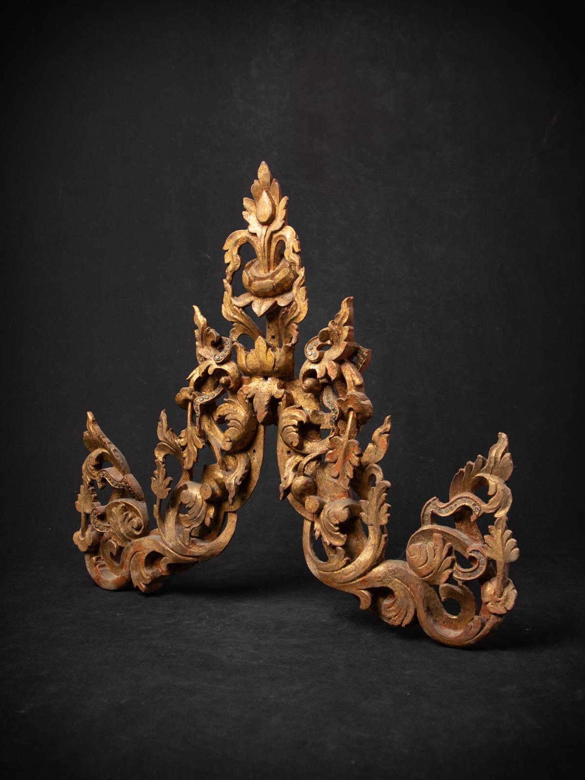 Antiguo panel de madera birmano del siglo XIX procedente de Birmania 11