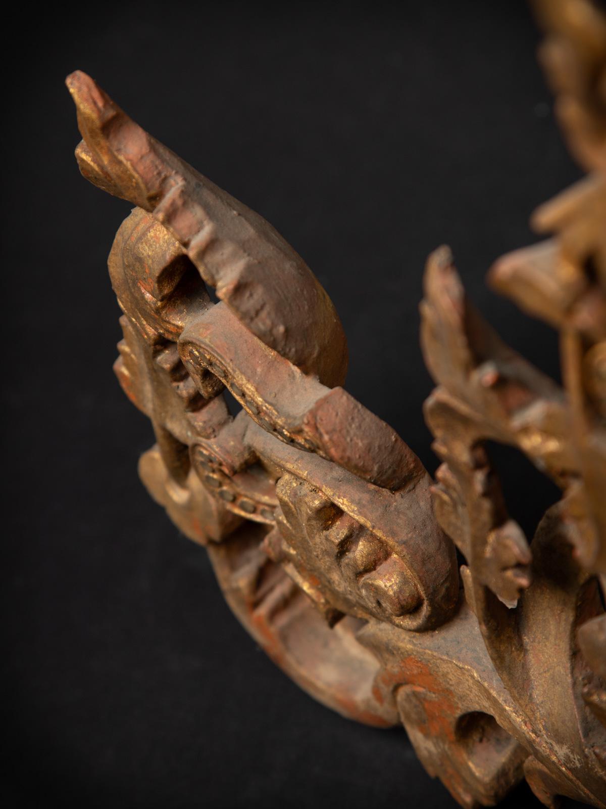 Antiguo panel de madera birmano del siglo XIX procedente de Birmania en Bueno Estado en DEVENTER, NL