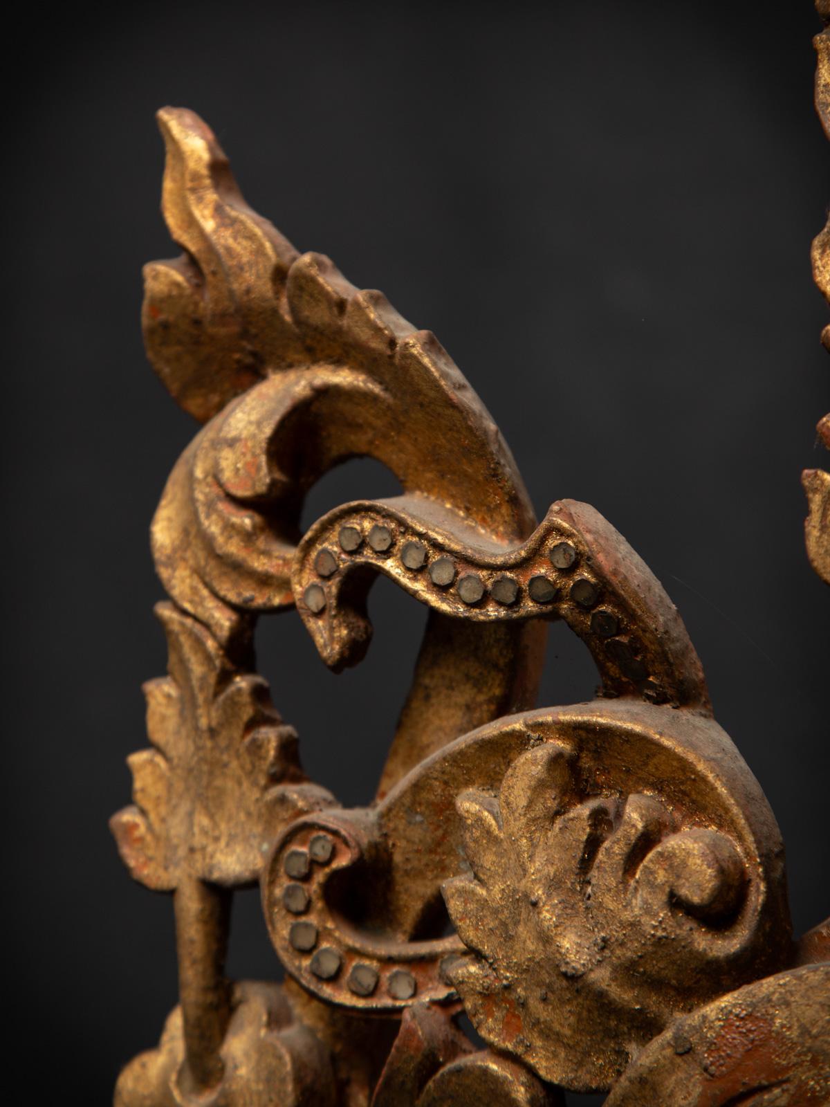 Antiguo panel de madera birmano del siglo XIX procedente de Birmania 1