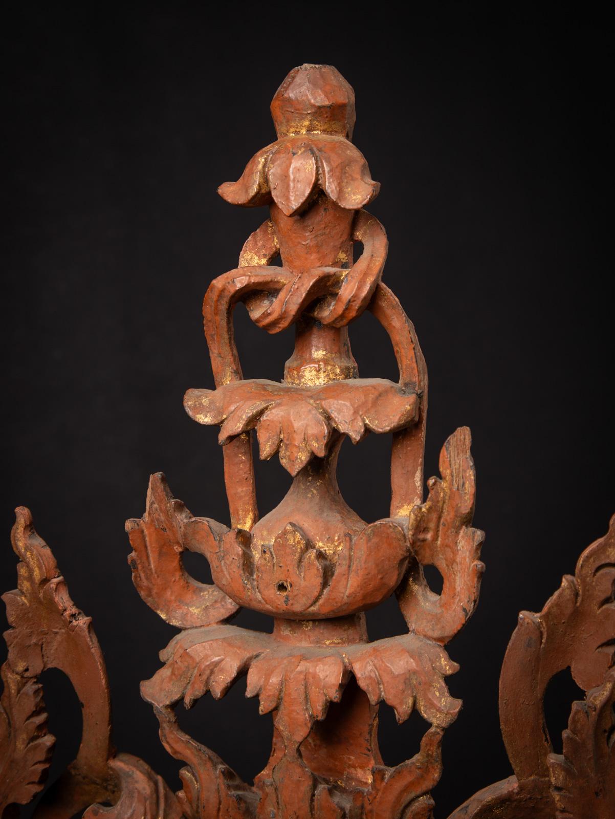 Panneau de temple birman ancien du 19ème siècle en bois de Birmanie en vente 2