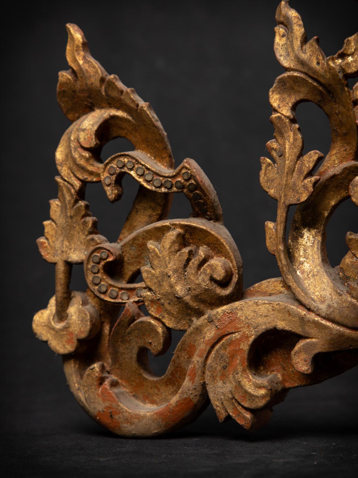 Antiguo panel de madera birmano del siglo XIX procedente de Birmania 2