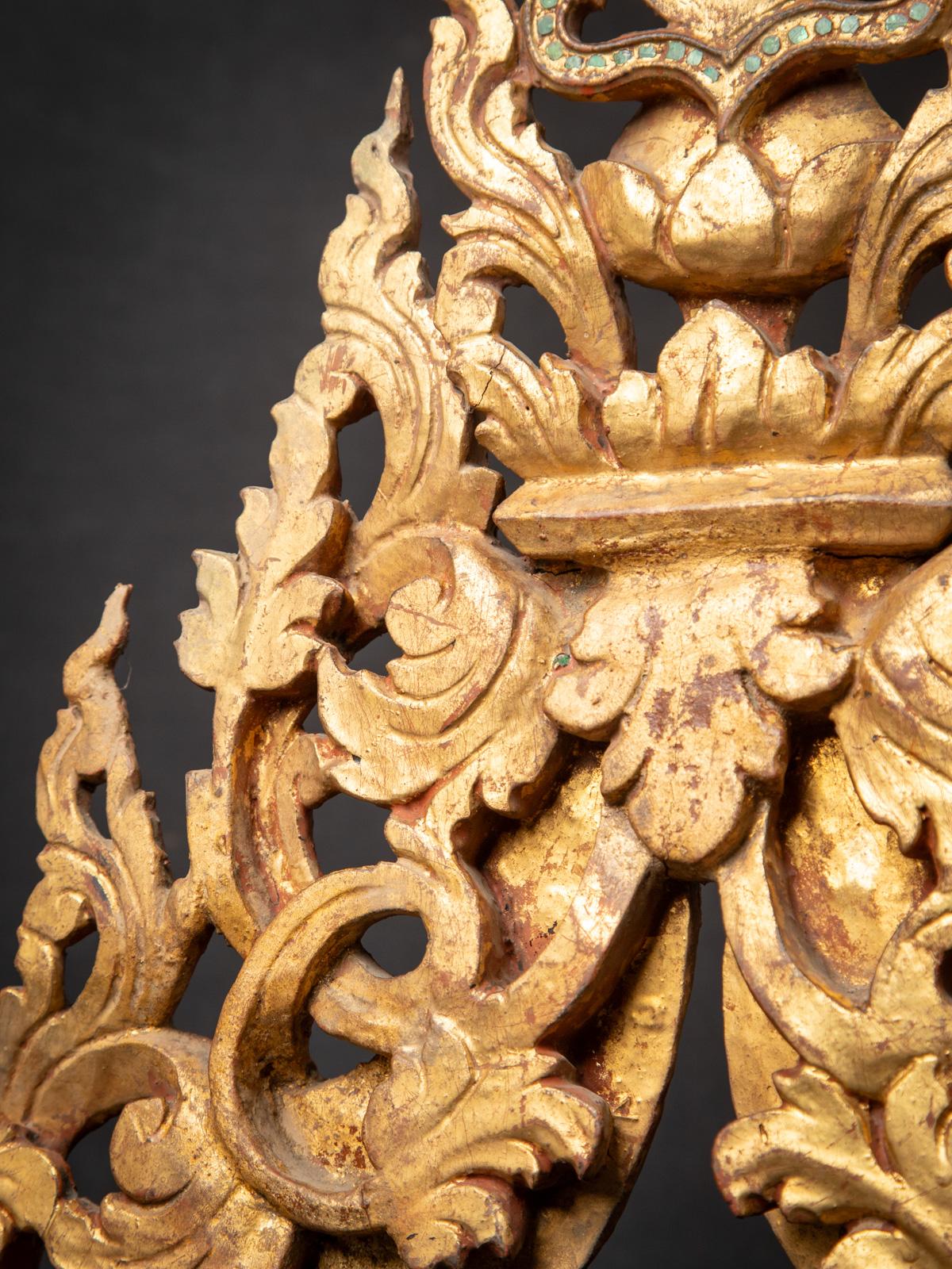 Panneau de temple birman ancien du 19ème siècle en bois de Birmanie en vente 4