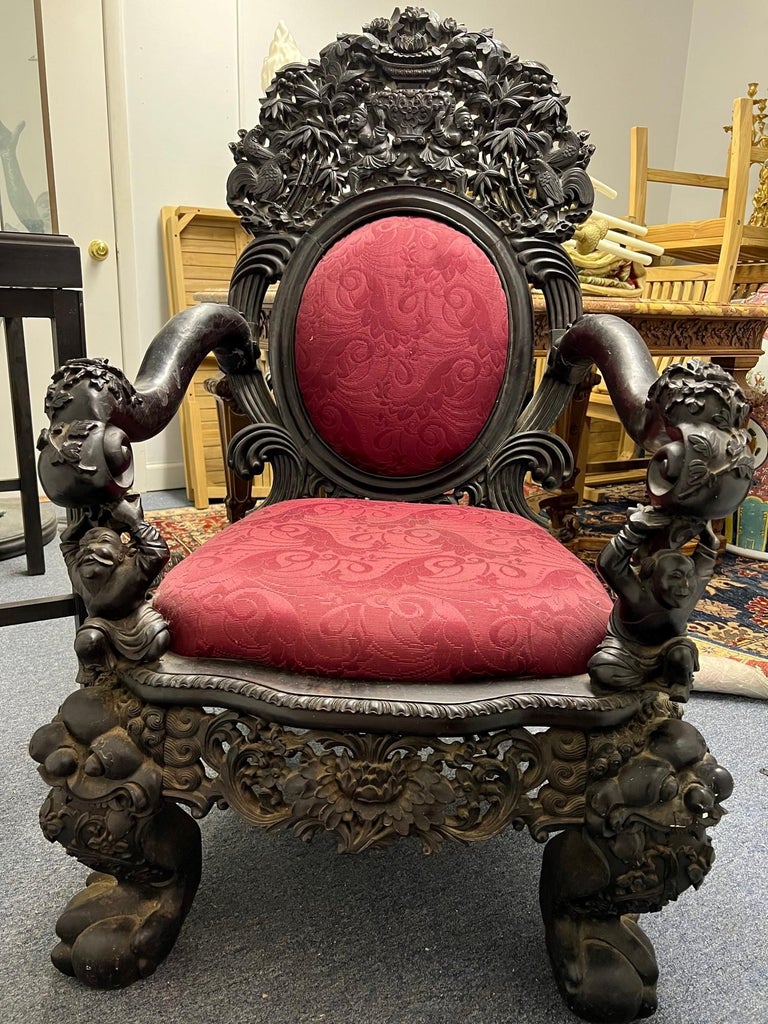 19th Century Antique Carved Wood Throne Chair For Sale at 1stDibs - Main Image