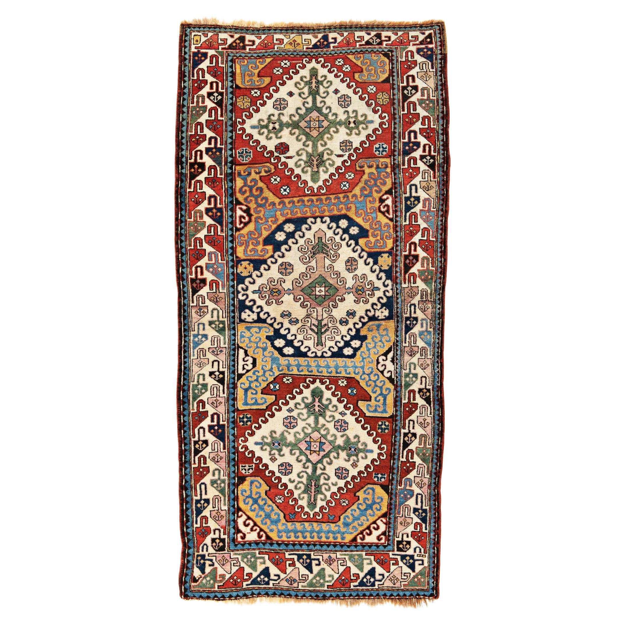 Tapis caucasien ancien Kassim Ushak Karabagh du 19ème siècle