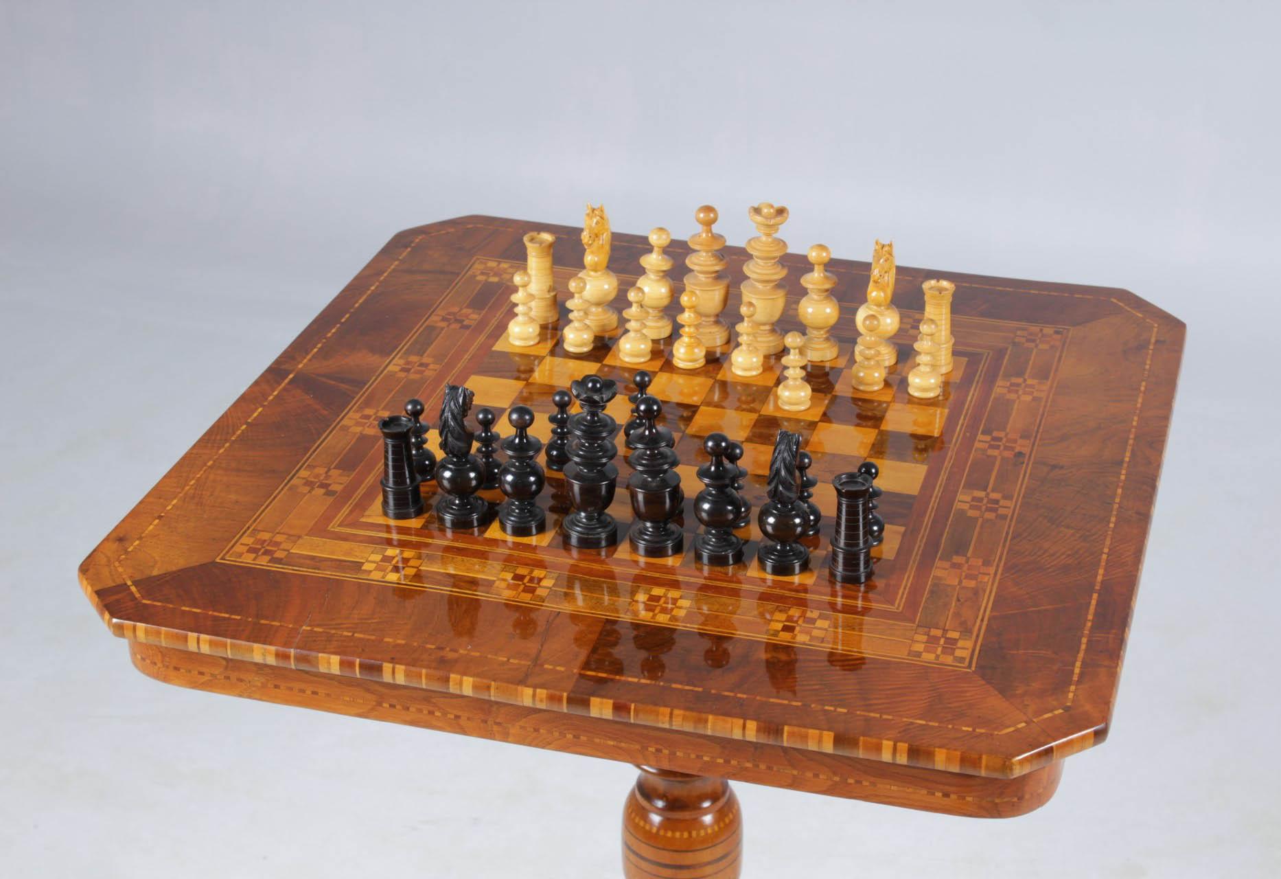 Inlay 19th Century Antique Chess Table, Walnut, Italy circa 1850, Without Chess Pieces