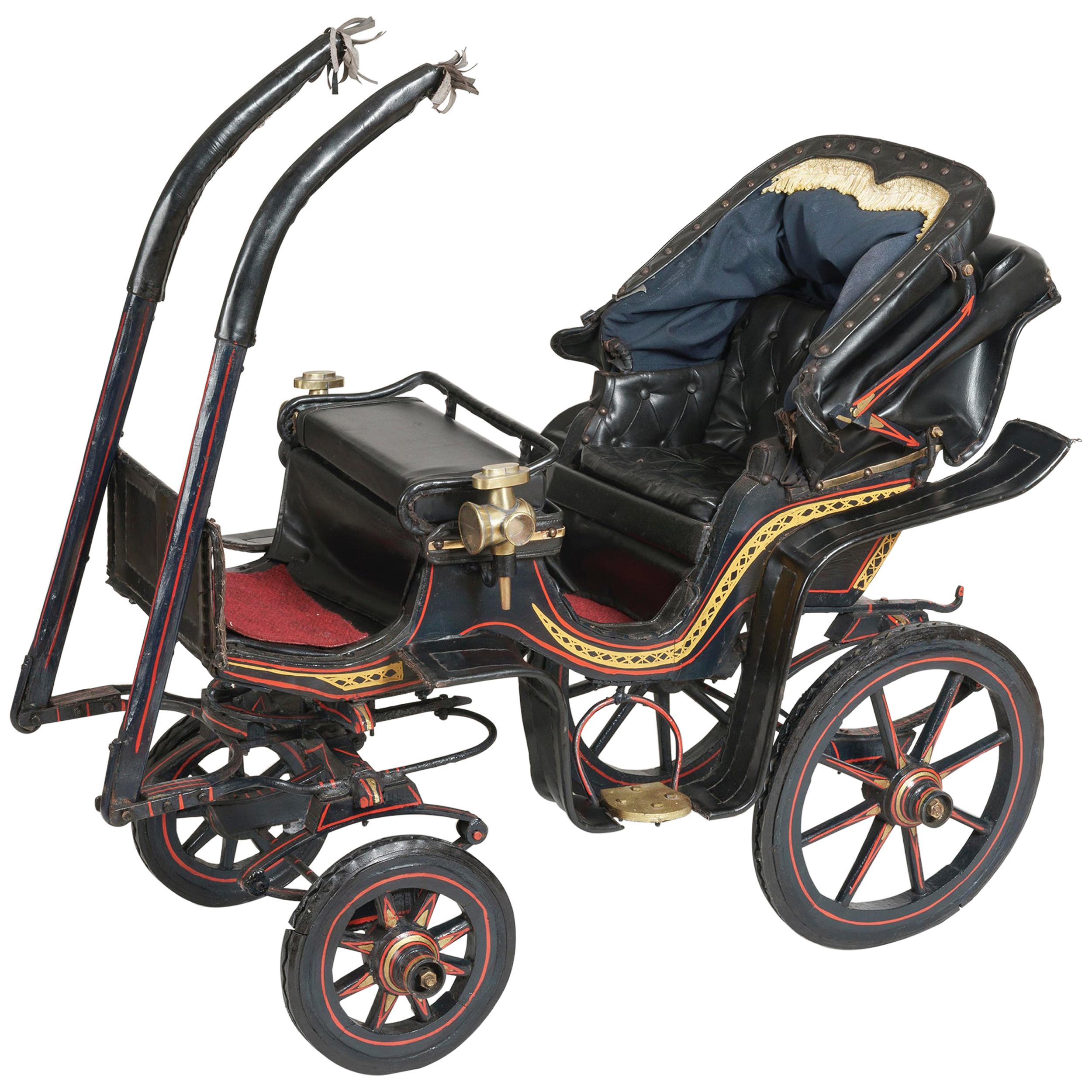 Chariot d'enfant antique du 19ème siècle