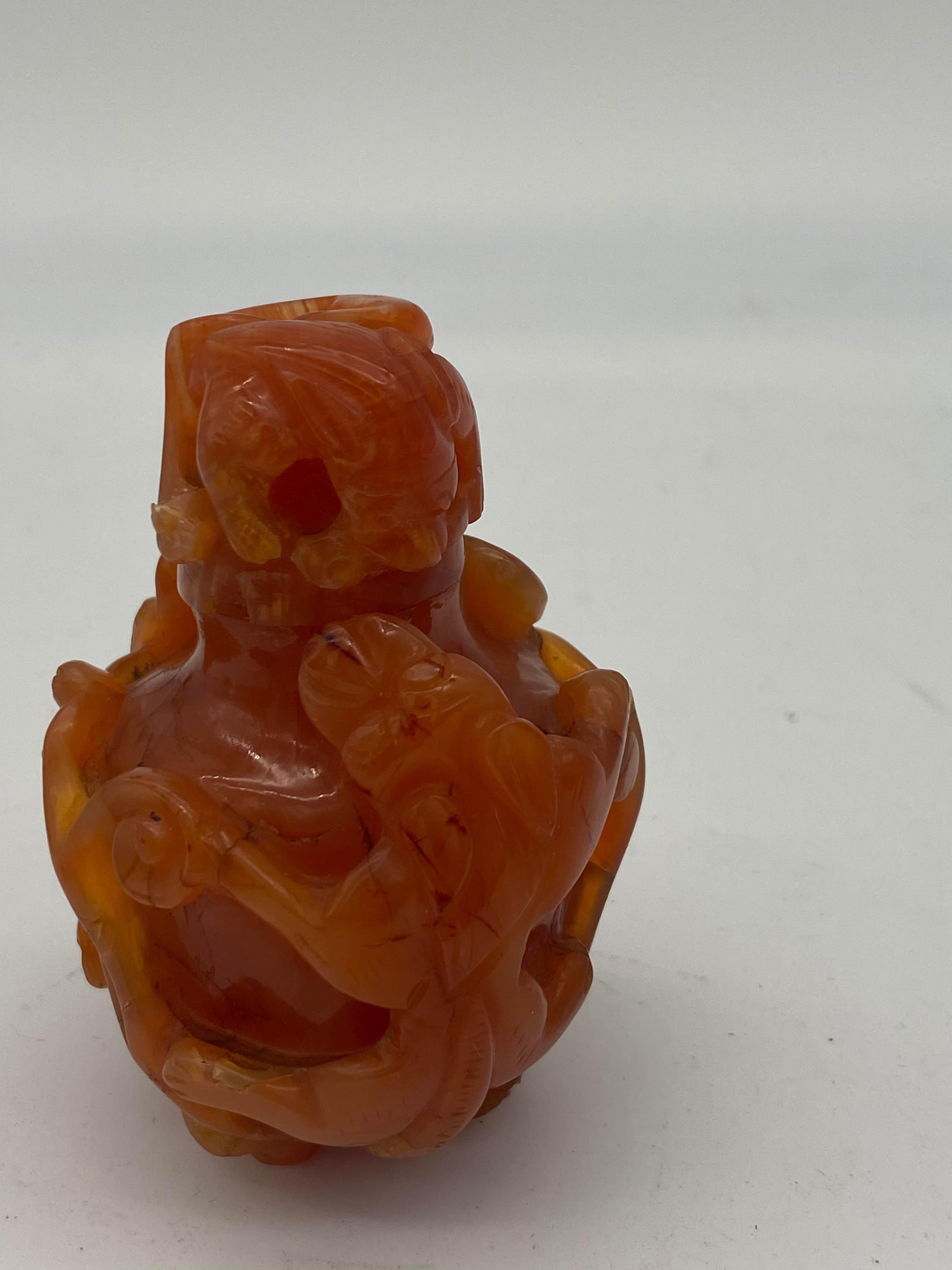 Carved 19th Century Antique Chinese Agate Bottle For Sale