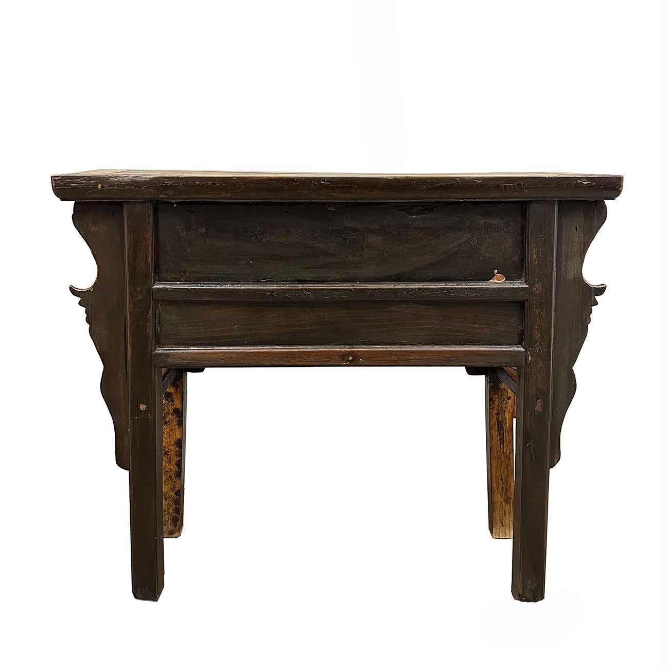 19th Century Antique Chinese Carved 3 Drawers Console Table For Sale 3