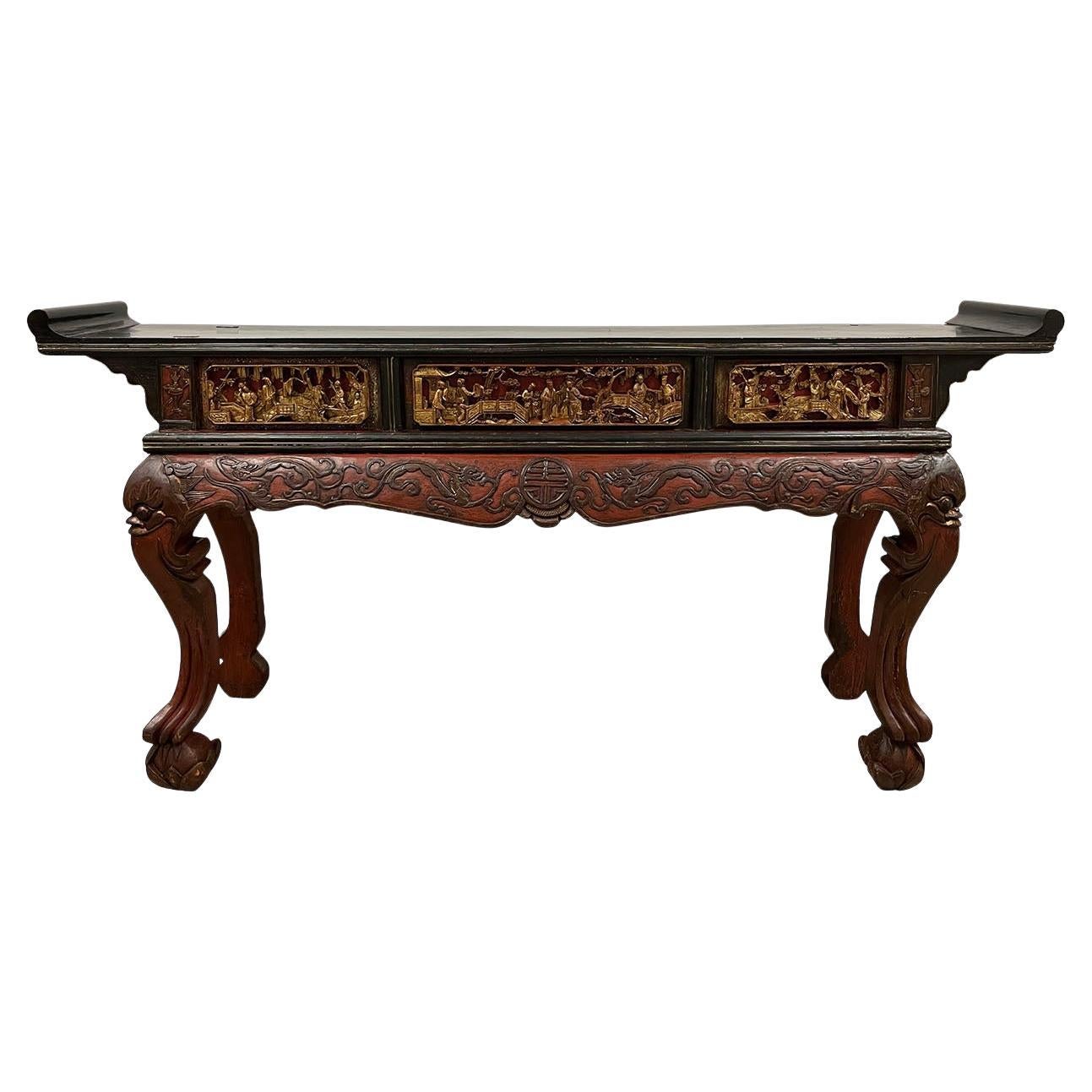 Vers 1900 Ancienne table d'autel chinoise sculptée / console d'entrée