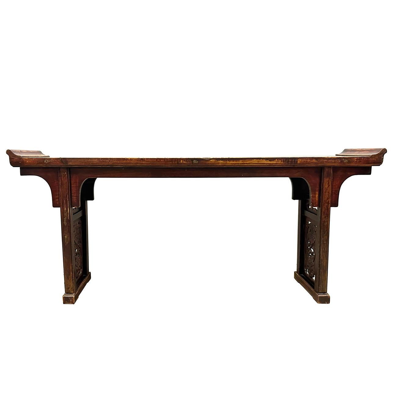  Antiker chinesischer geschnitzter Altartisch/Sofa-Tisch/Konsole aus dem 19. Jahrhundert Mehr Ansichten im Angebot 6