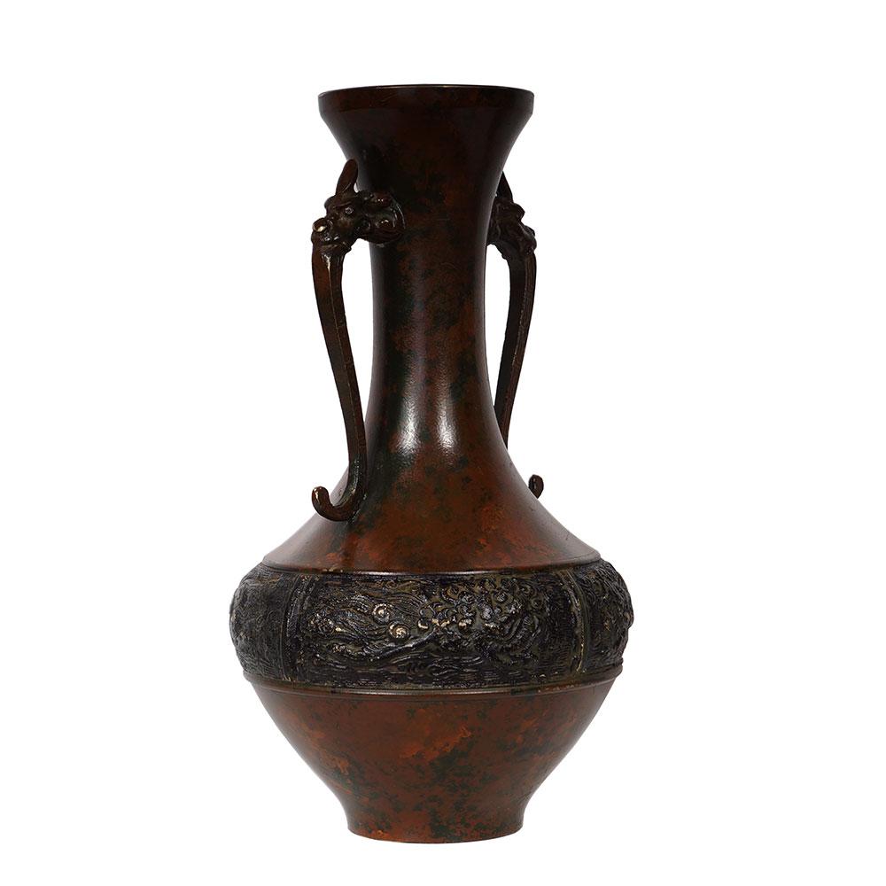 19th Century Antique Chinese Carved Bronze Vase In Good Condition For Sale In Pomona, CA