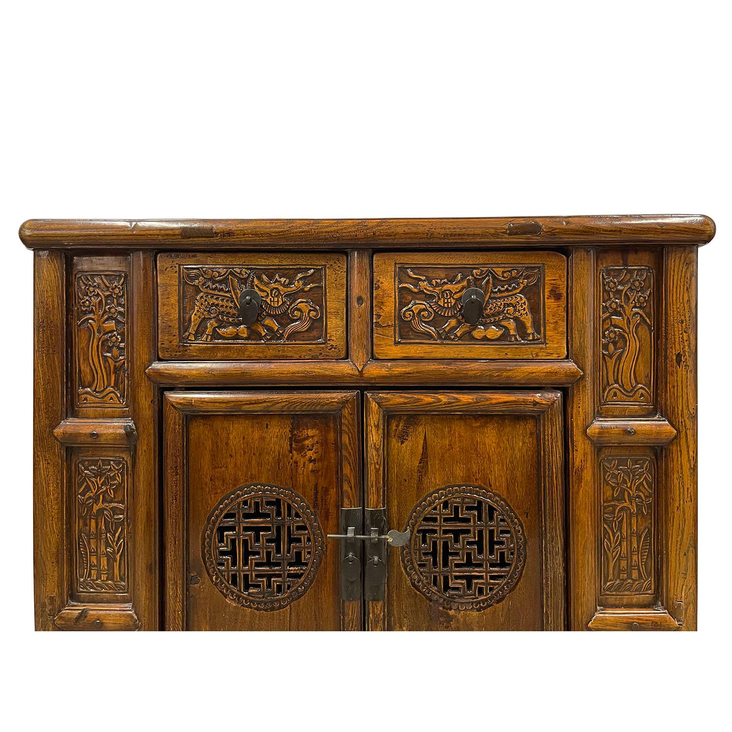 Hand-Carved 19th Century Antique Chinese Carved Coffer, Cabinet, Side Table For Sale