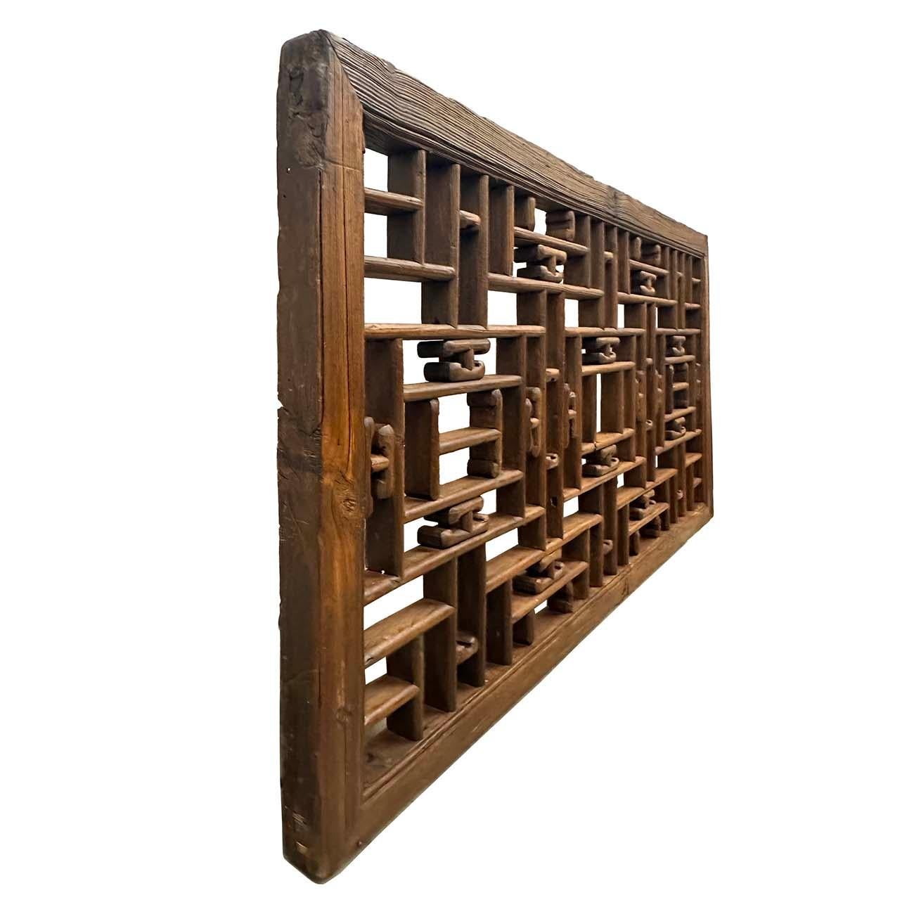 Panneau de fenêtre/arts muraux chinois anciens du 19ème siècle en bois sculpté en vente 1